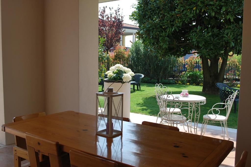 B&B Villa Bianca Sona Exterior photo