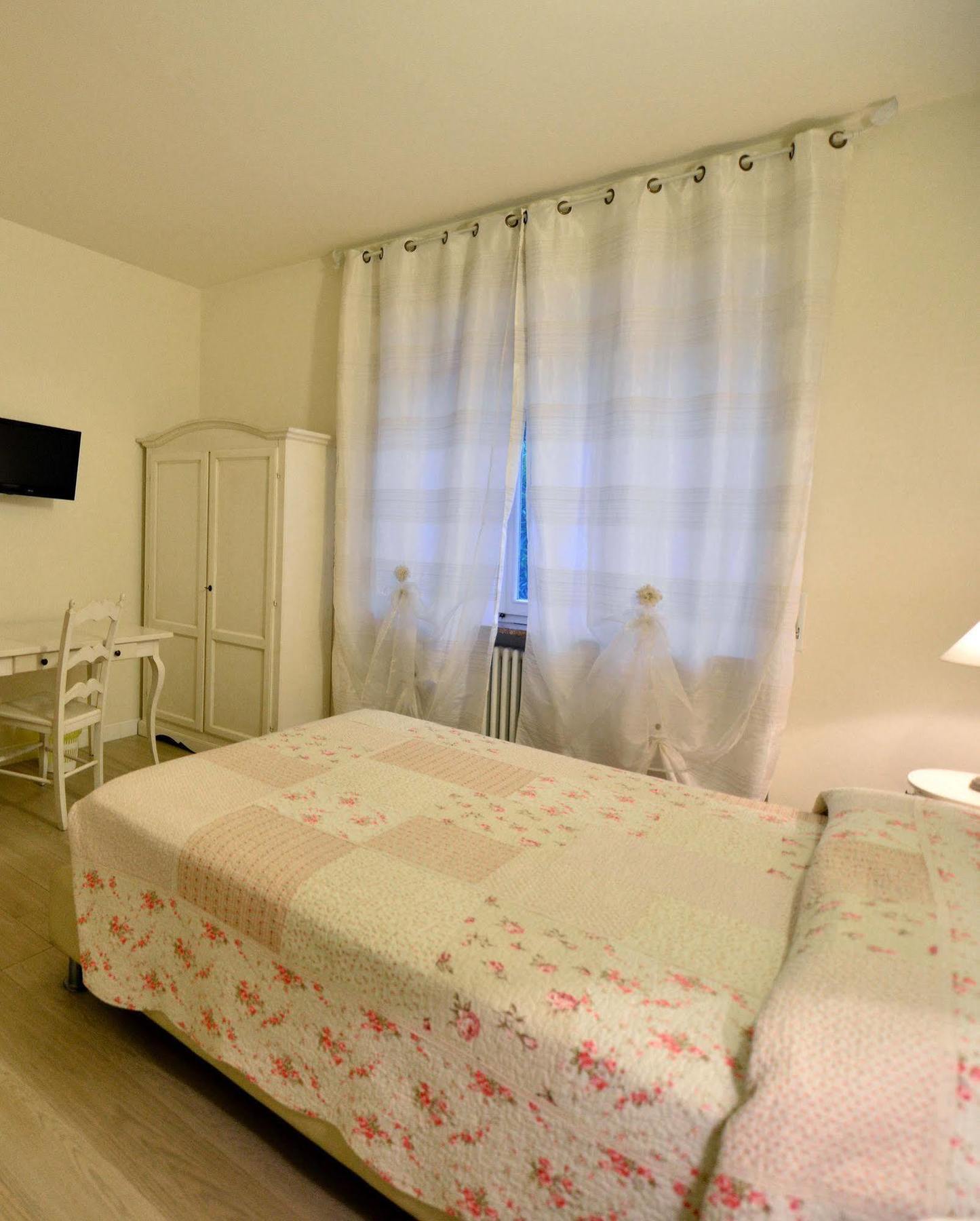 B&B Villa Bianca Sona Exterior photo